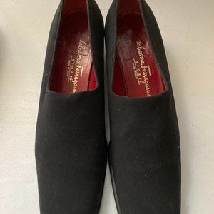 Vintage Black Ferragamo Sport Pumps 8 N